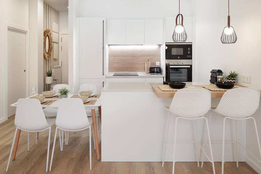 Nuevo Apartamento En El Centro De Donosti Сан Себастиан Екстериор снимка